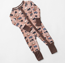 Load image into Gallery viewer, Pig Baby Bamboo Zippy