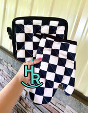 Load image into Gallery viewer, Oven Mitt Set
