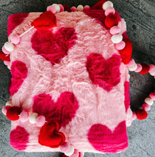 Load image into Gallery viewer, Cozy Heart Blanket
