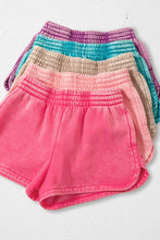 Load image into Gallery viewer, Fleece Shorts Acid Wash &amp; Solid
