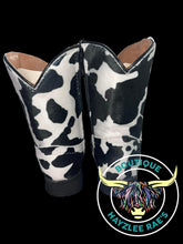 Load image into Gallery viewer, Boots- Cow Print
