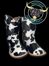 Load image into Gallery viewer, Boots- Cow Print
